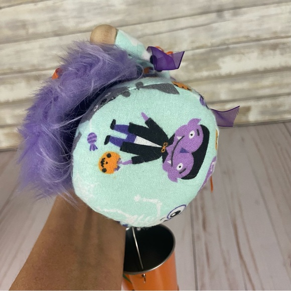 🚫SOLD🚫 Halloween Gnome Handmade Dracula Flannel Cotton Faux Fur Purple Cottage - Picture 9 of 11